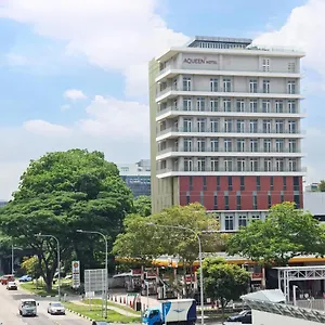 Aqueen Paya Lebar 4* Singapur
